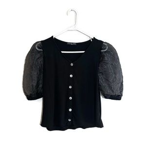 Kim & Cami Black Ruffle Sheer Arm Top in Size Small